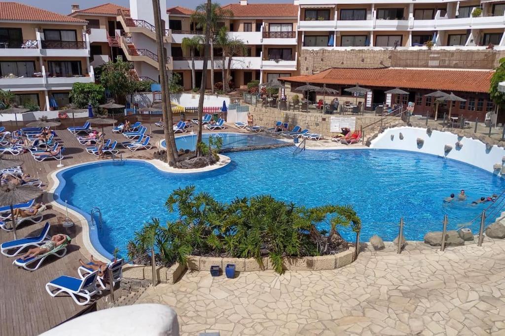 Maximar Apartment 8 Bed Places, Heated Swimmingpool Arona  Exterior photo